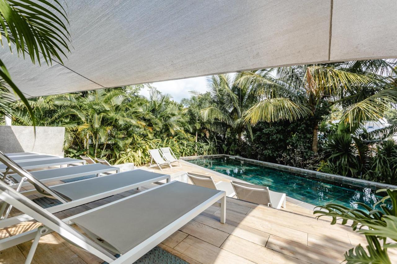 Blue Residences- Ground Floor Two Bedroom Apartment Grand Baie Bagian luar foto