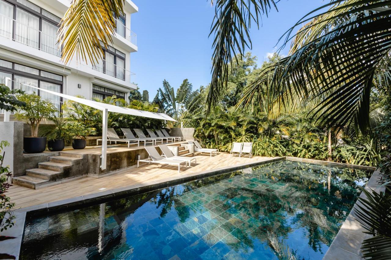 Blue Residences- Ground Floor Two Bedroom Apartment Grand Baie Bagian luar foto
