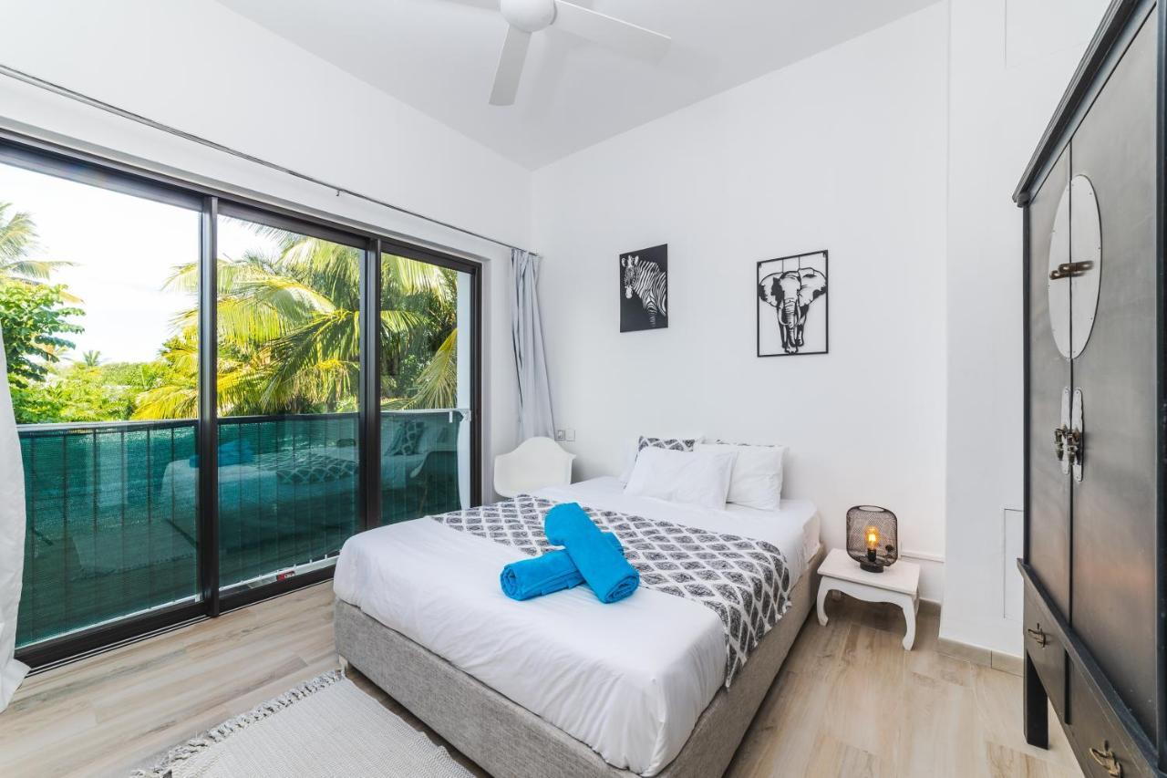 Blue Residences- Ground Floor Two Bedroom Apartment Grand Baie Bagian luar foto