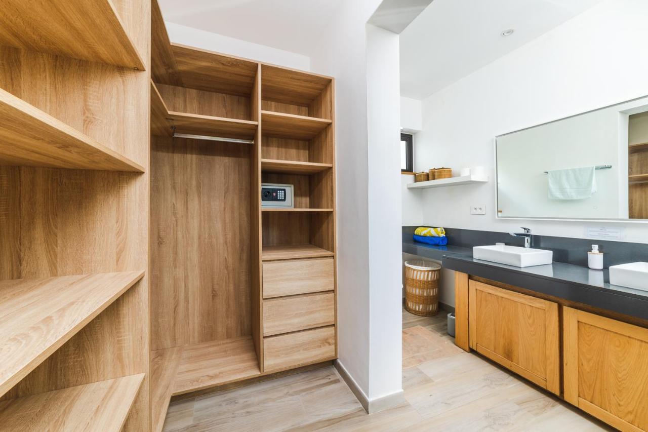 Blue Residences- Ground Floor Two Bedroom Apartment Grand Baie Bagian luar foto