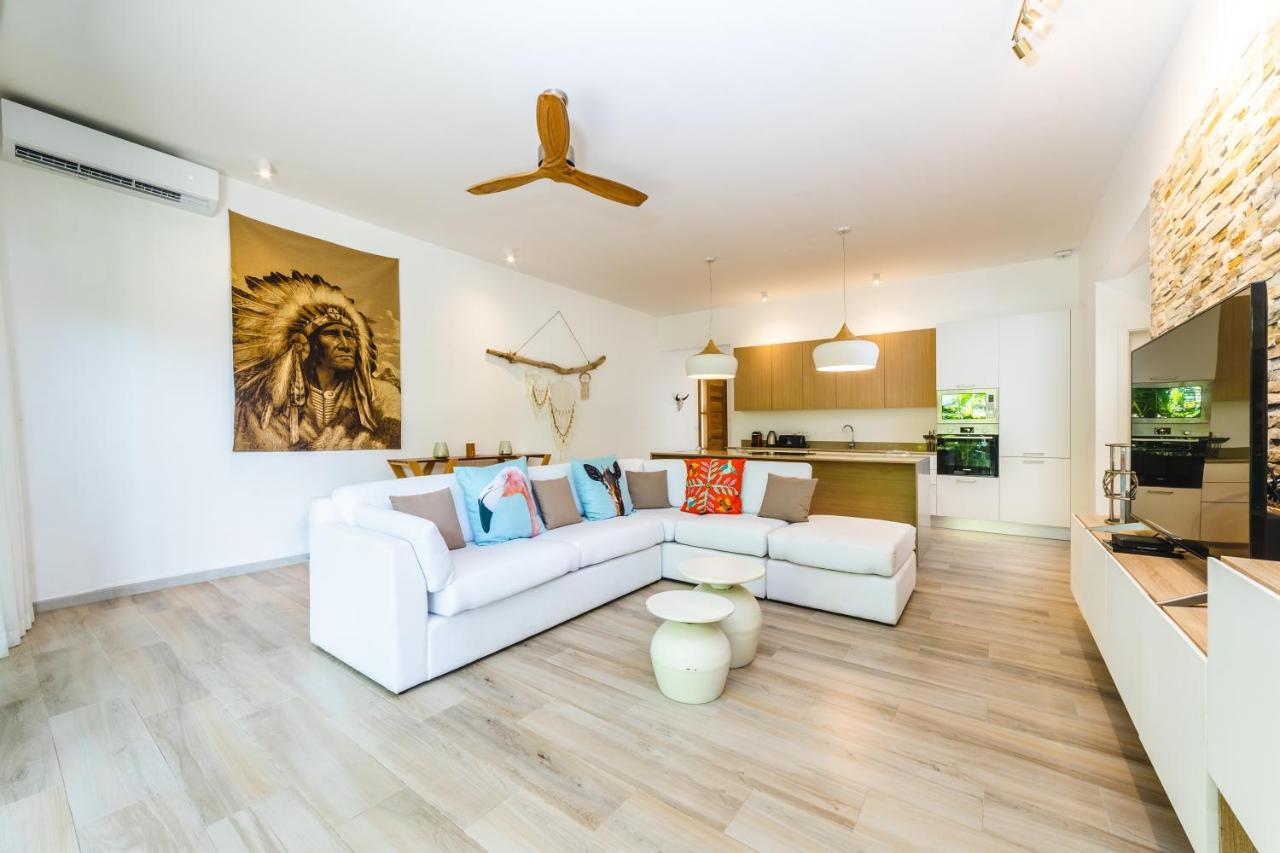 Blue Residences- Ground Floor Two Bedroom Apartment Grand Baie Bagian luar foto